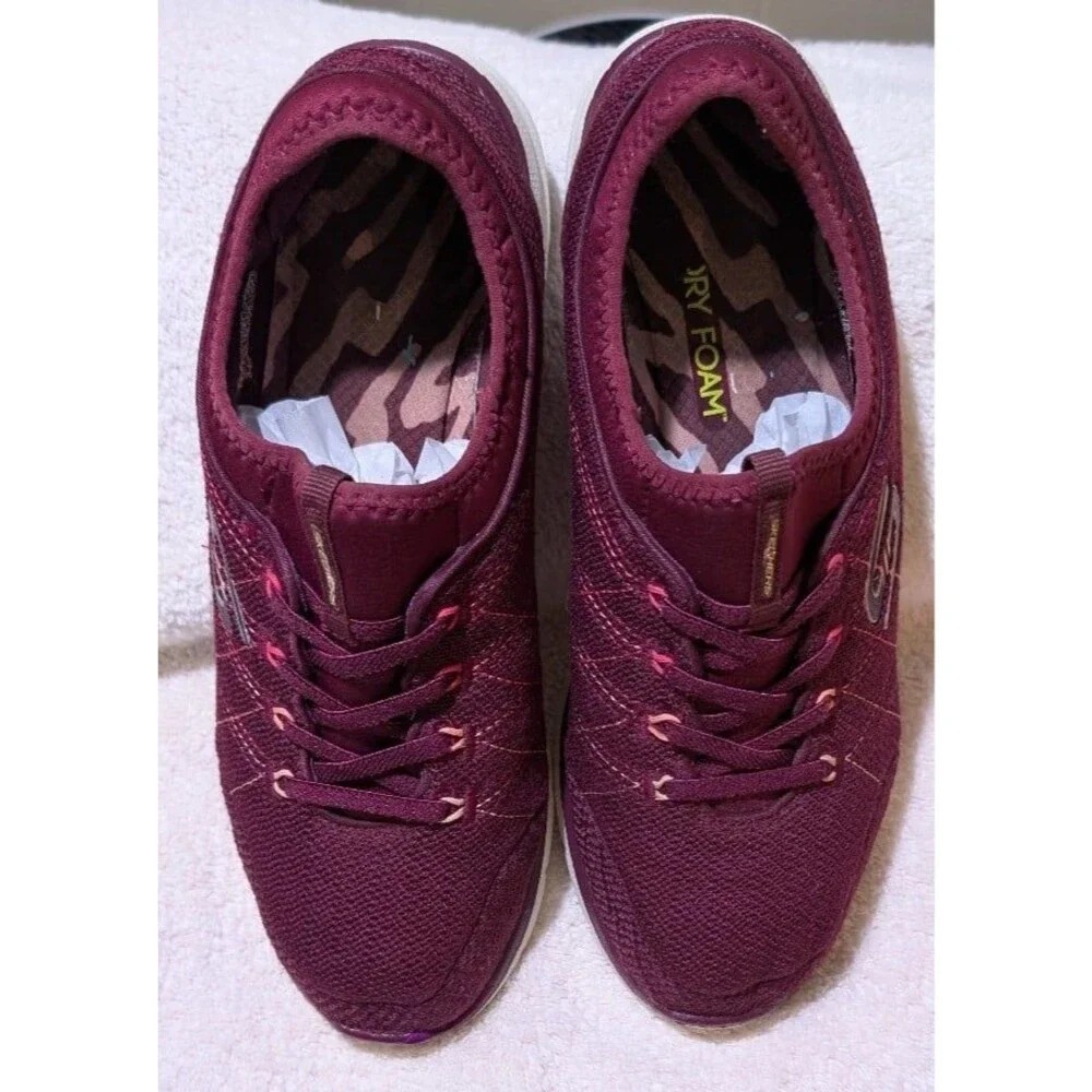 Skechers Galaxies Witty Talk Burgundy Slip On Memory Foam Sneakers 8.5